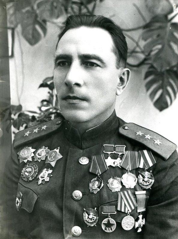 М.Е.Катуков в 1945 г.