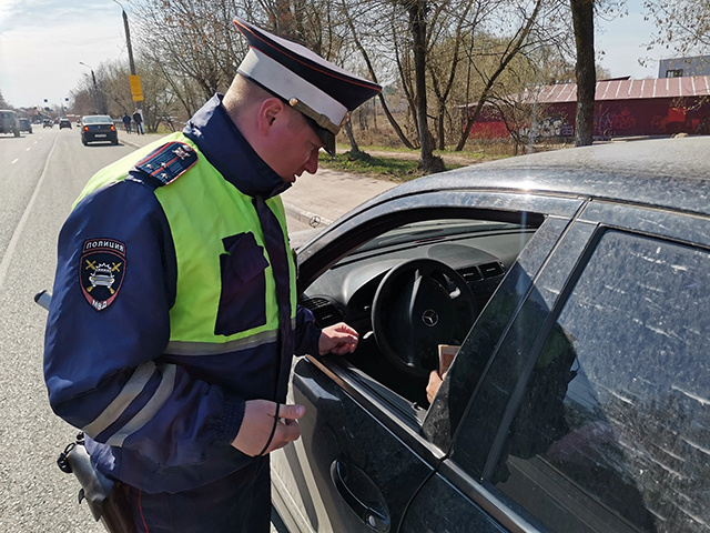 С мая автомобилисты Тверской области могут нарваться на новые штрафы. За что?