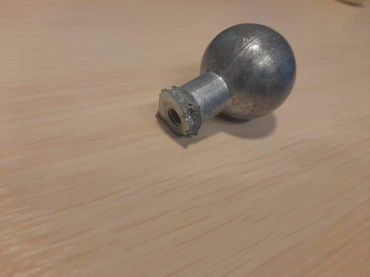 Шарнир для тисков