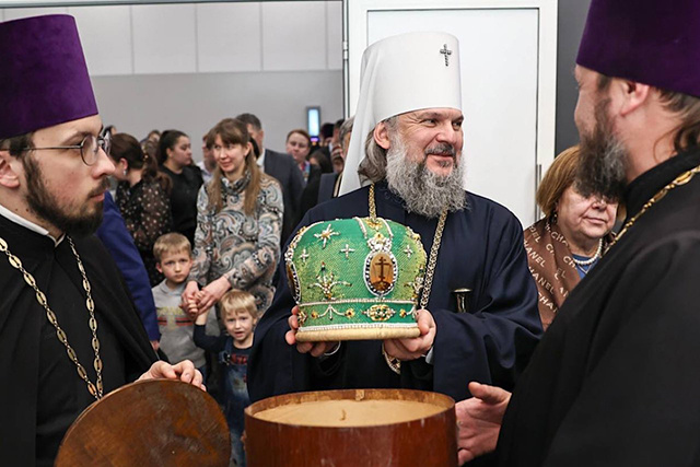 Дело в митре: в тверской кафедральный собор передали удивительную находку