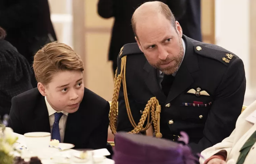 Принц Джордж. Первые шаги будущего короля на королевском мероприятии