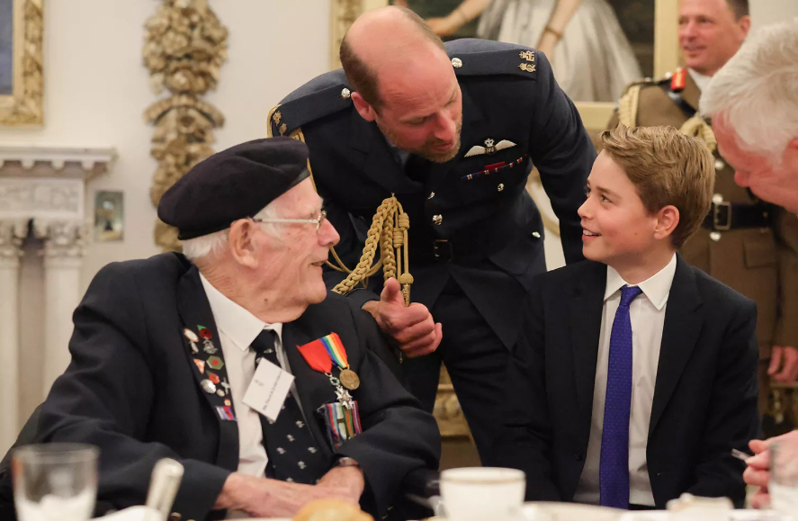 Принц Джордж. Первые шаги будущего короля на королевском мероприятии