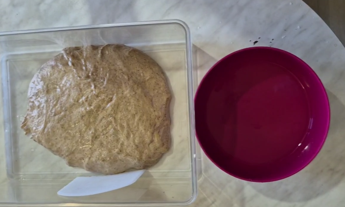 Тесто перед 1й обминкой