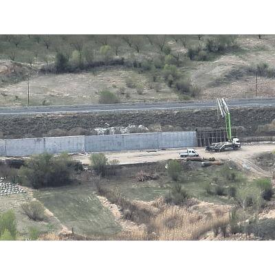 НА ПРОТЯЖЕНИИ ДЛИТЕЛЬНОГО ВРЕМЕНИ Я ПОЛУЧАЮ ТРЕВОЖНЫЕ СИГНАЛЫ, сообщения об обеспокоенности от жителей поселков Багаран и Ервандашат Армавирского марза: турецкая сторона проводит работы в районе слияния рек Аракс и Ахурян, используя тяжелую строительную технику.