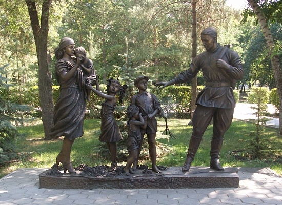  📷    20 лет назад в Оренбурге открылся выставочный комплекс «Салют, Победа!» Белов Михаил Александрович