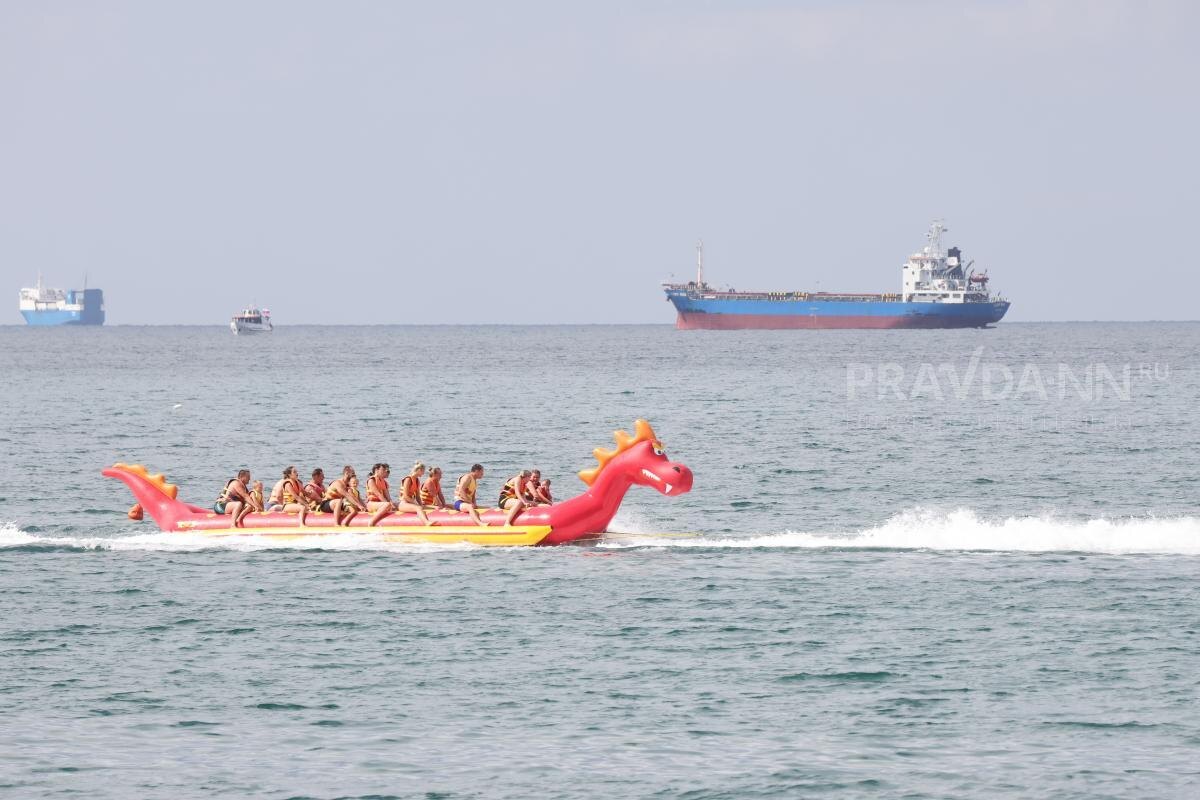    Зарубежные путешествия чаще всего выбирают респонденты с доходом от 100 тысяч рублей