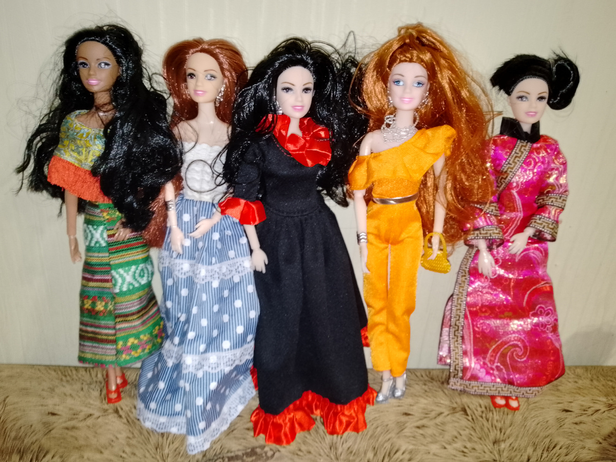 Ну, красавицы же. Бонита, Аврора, Хуанита, Изабелла, Ли. 