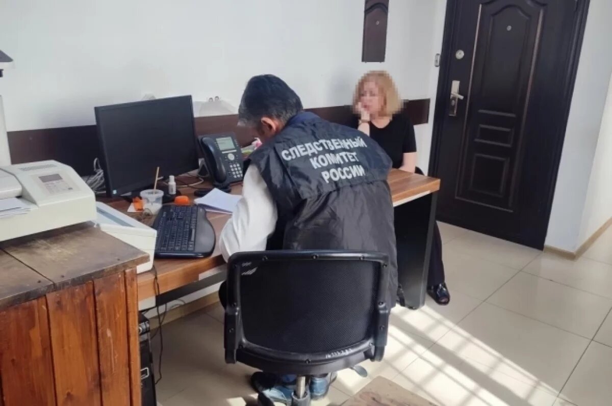    Сотрудница МВД в КЧР пока не будет отбывать срок за взятки от мигрантов