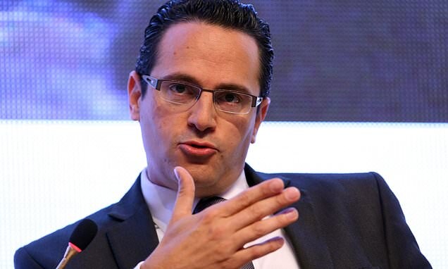 Ваэль Саван, глава Shell