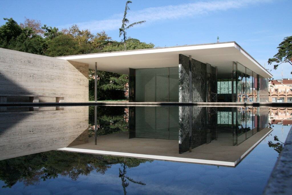 Павильон в Барселоне