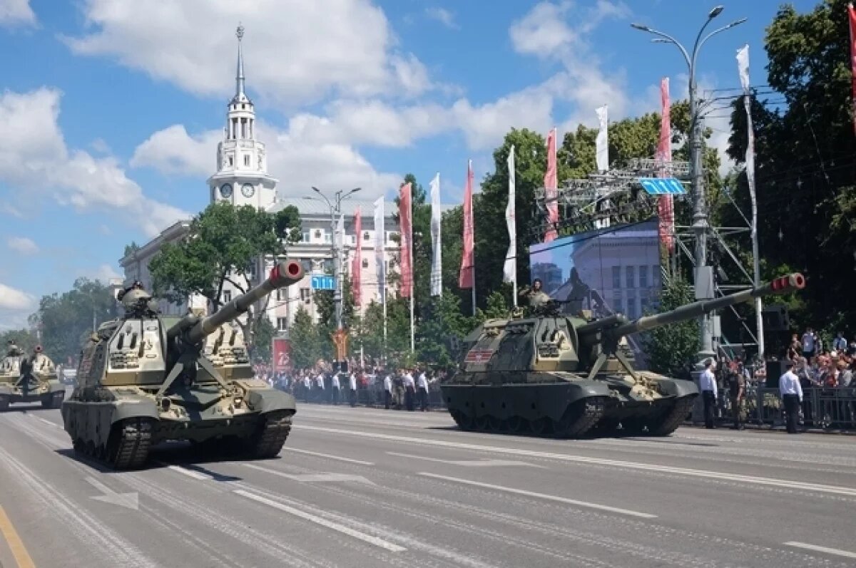    В прошлое – на машине времени.