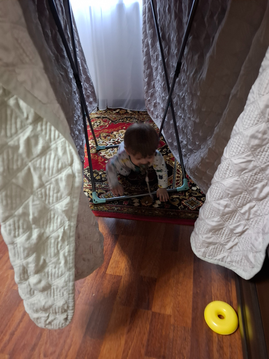 Это уже другой раз. В первый раз с пианино сфоткать не получилось.