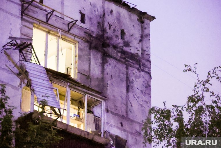 Многоквартирный дом на Каширском шоссе на юге Москвы пострадал от удара беспилотника. Фото: Евгений Мессман/ТАСС