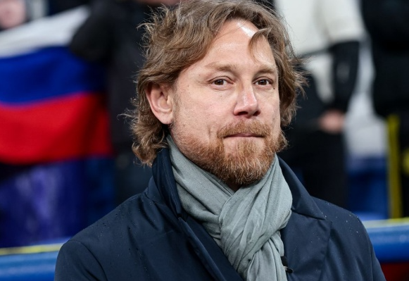 Валерий Карпин