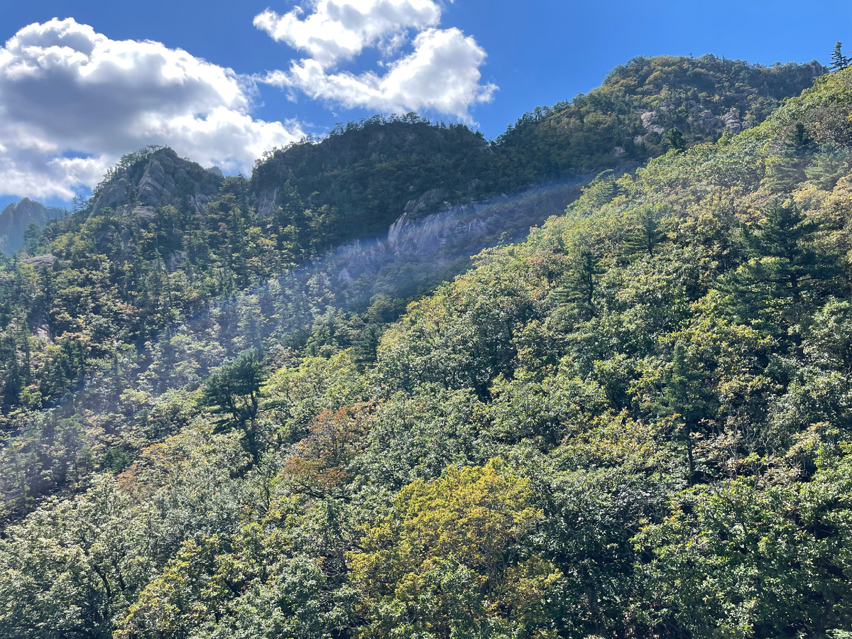 Горы в Сораксан в Сокчхо
