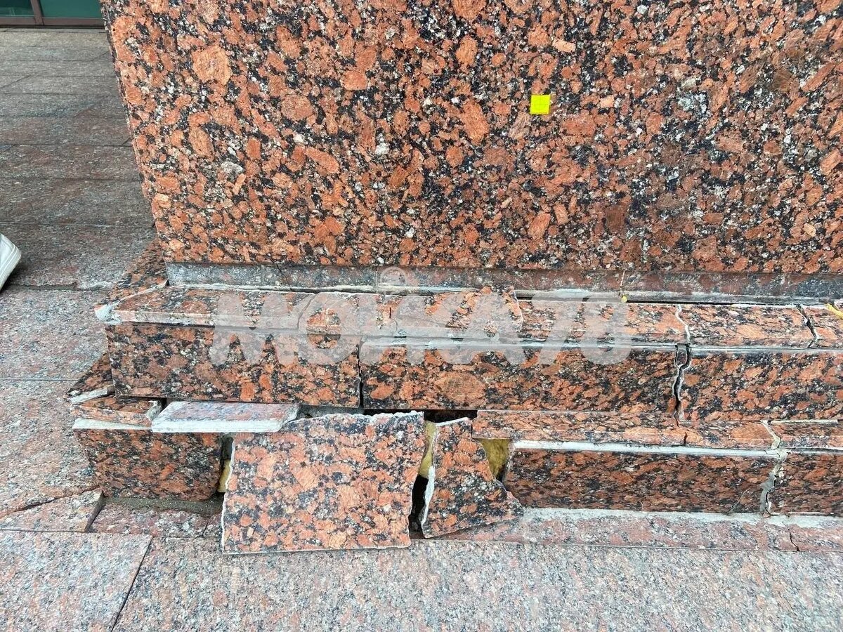    Лестница Горсуда на Бассейной 6 марта. Фото: Мойка78