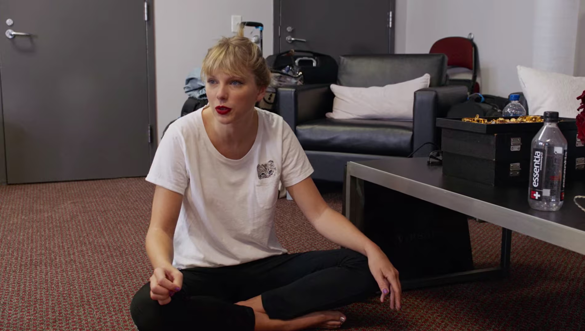 Тейлор Свифт в кадре из фильма «Miss Americana». Фотография: Netflix