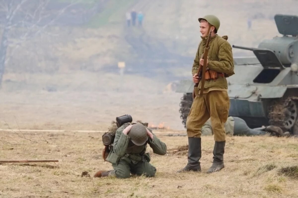    В пгт Тяжинский прошёл IV военно-исторический фестиваль «Путь к Победе».