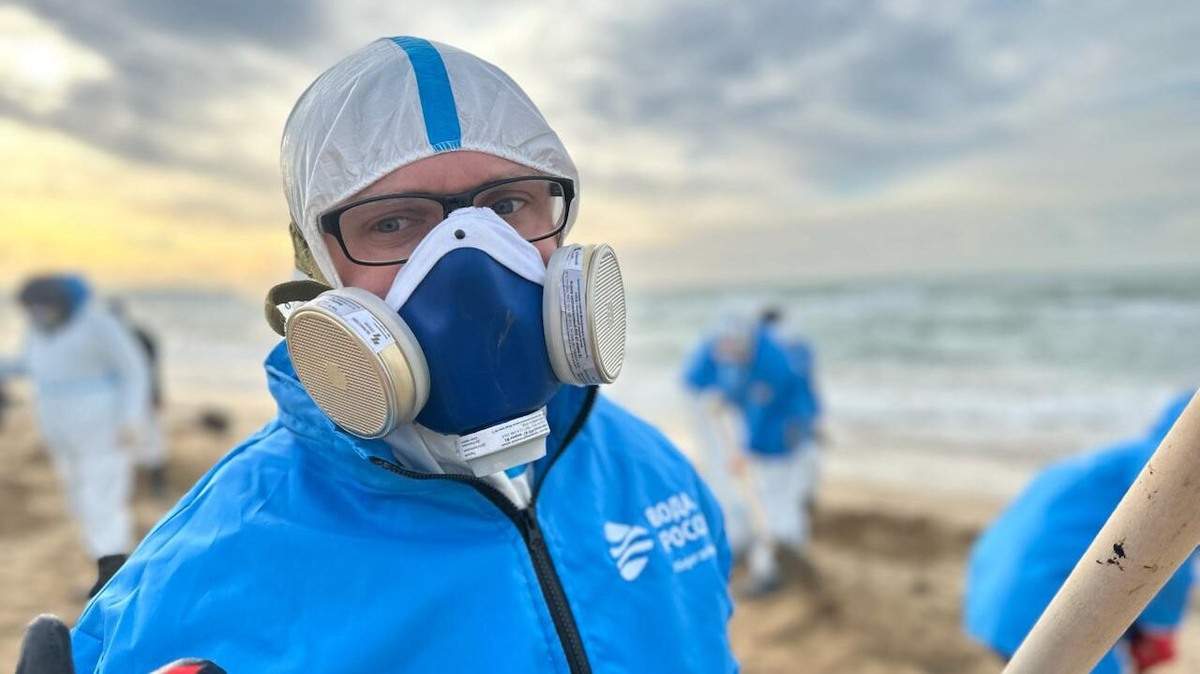    За последнюю неделю в Анапе не обнаружили повторных выбросов мазута. Фото: Движение «Экосистема»