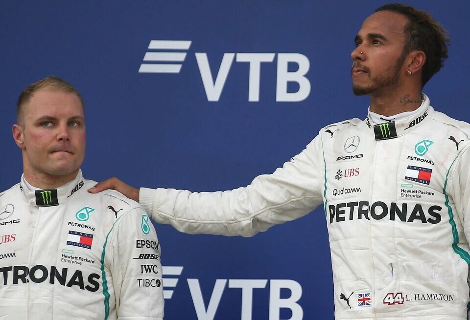    «Надо было поступить, как с Боттасом». Льюис Хэмилтон дал совет FerrariLAT Images / Mercedes