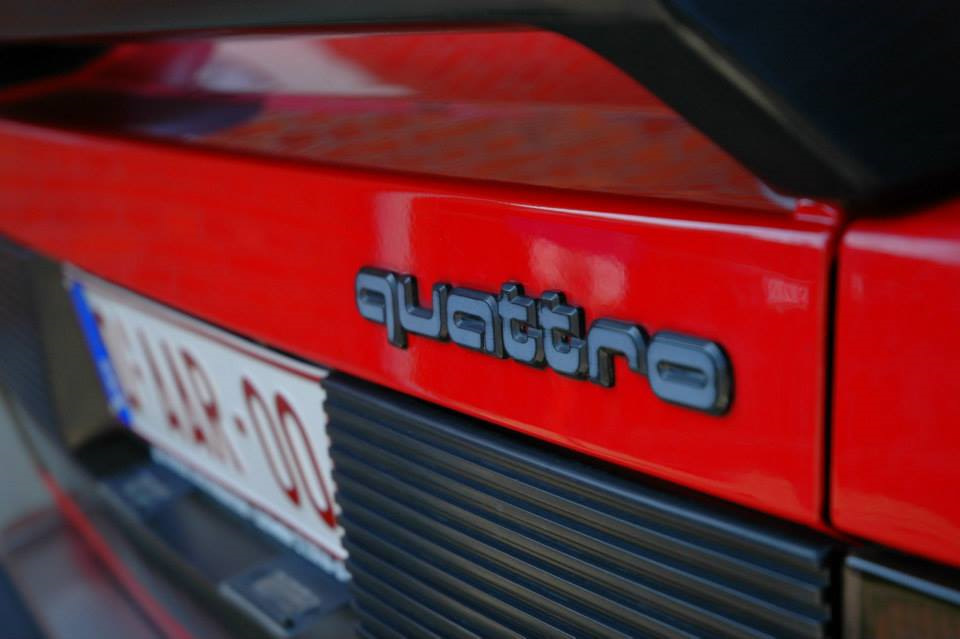 Шильдик Quattrо.