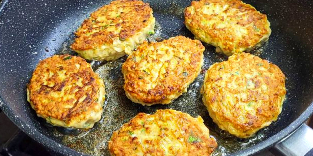 Хит сезона! Подсели всей семьей на эту вкуснятину из кабачков. Летом самое то - 10 минут и готово!