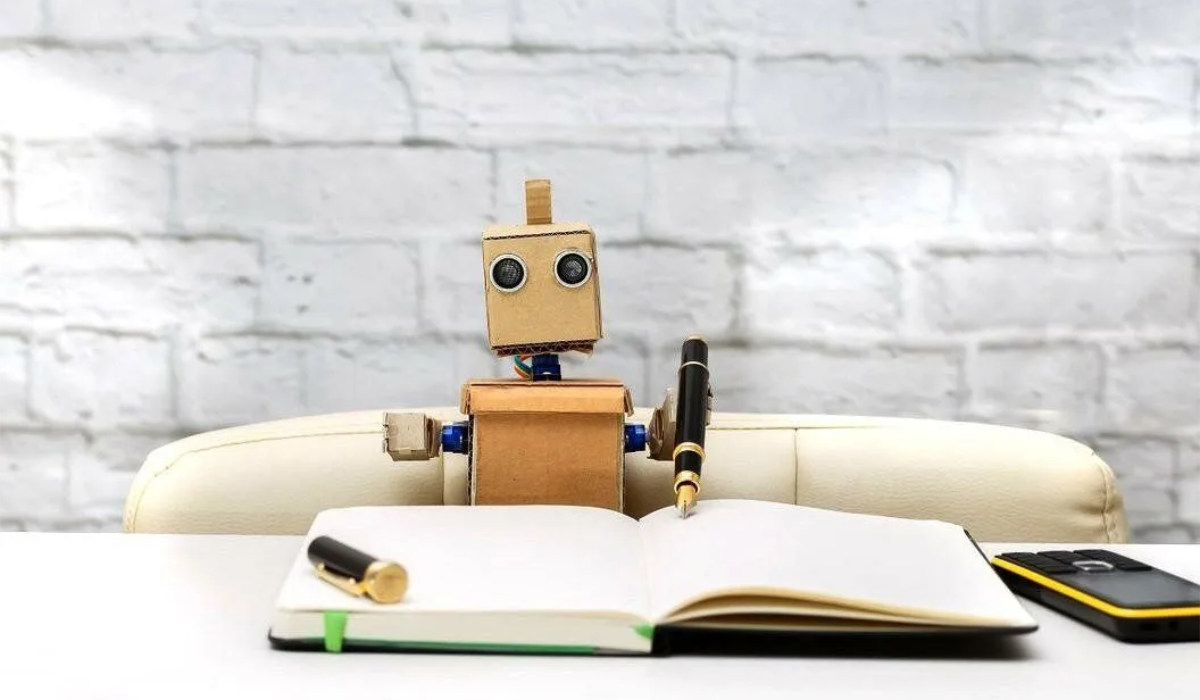 ИИ научился не только работать с кодом, но и писать посты, рисовать, давать советы по работе и т.д.