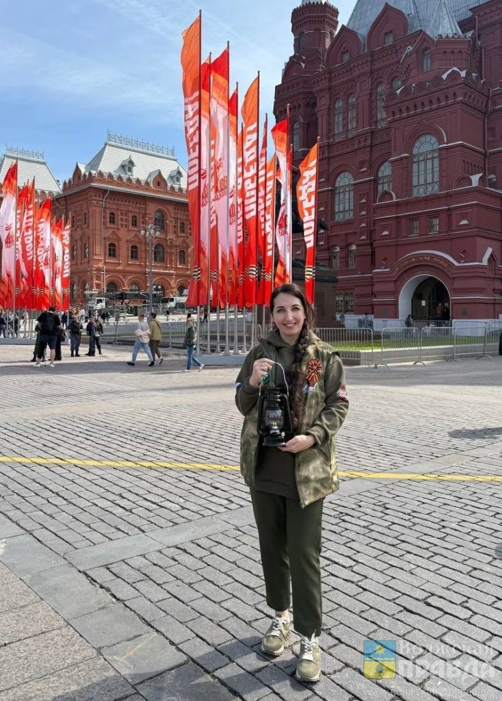 Екатерина Ткаченко📷    Наша землячка везёт «Огонь памяти» из столицы в Волжский
