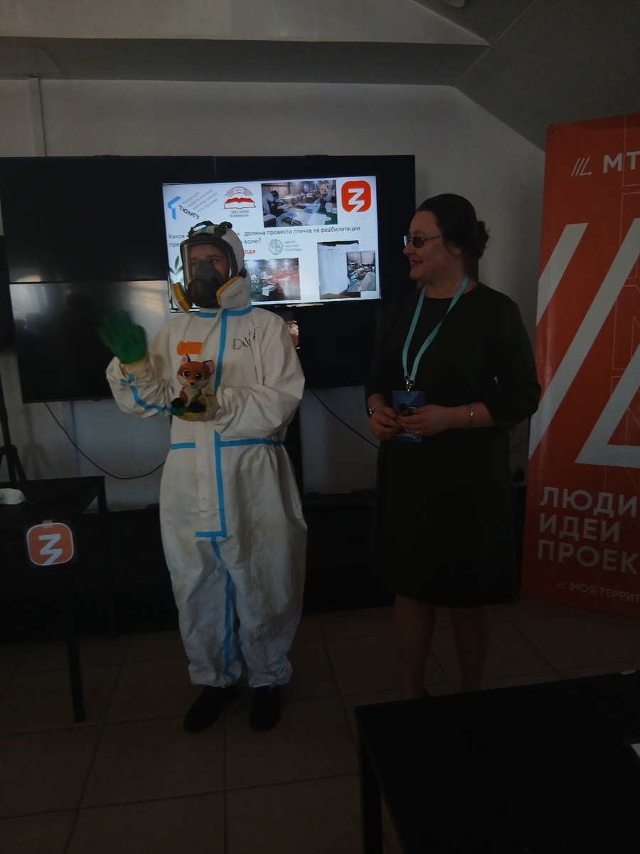 Ольга Сергеевна с учениками на просветительской лекции