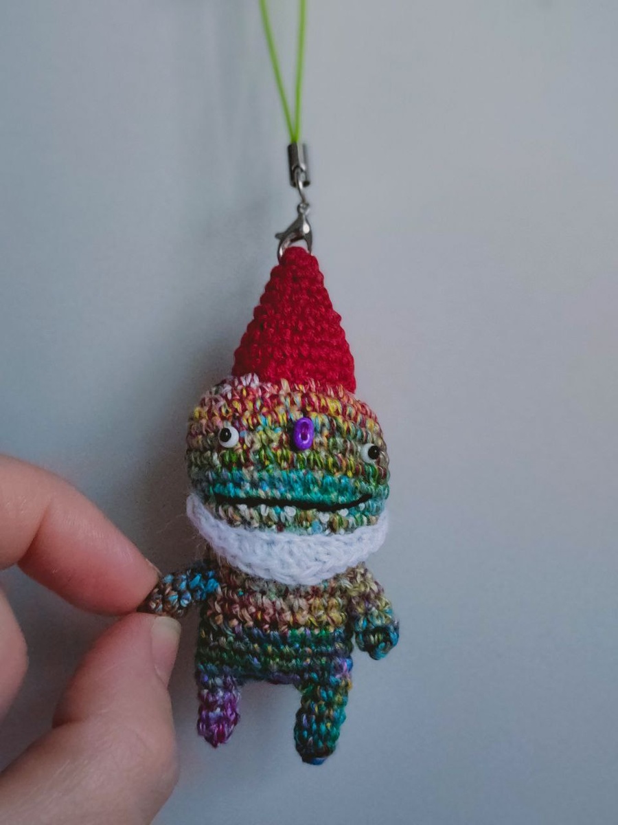 Брелок садовый гном