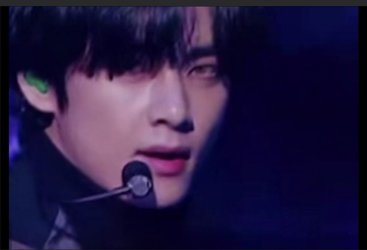 Автор обрушился в иной мир. 