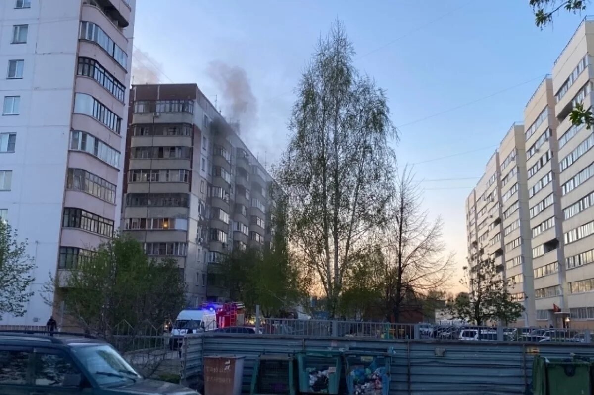    Квартира на восьмом этаже загорелась на Зорге в Новосибирске