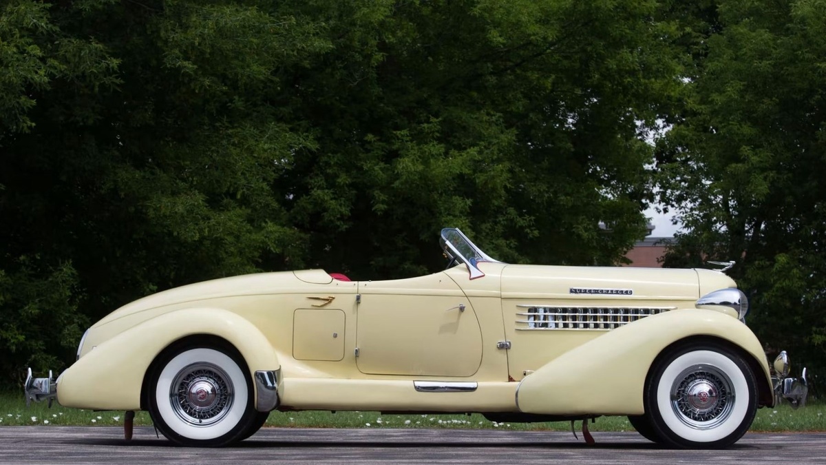 Auburn 851 SC Speedster