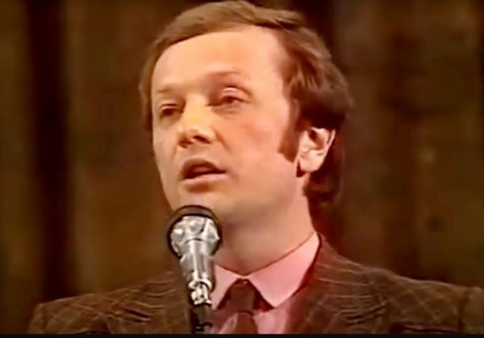 Михаил Задорнов в 1983 году / Гостелерадиофонд, Youtube