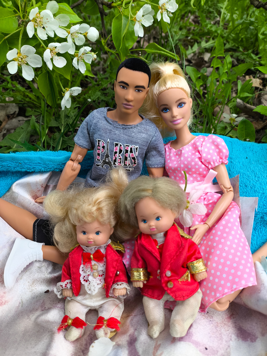 Куклосемейство