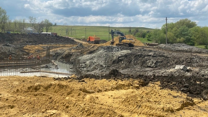    Ремонт моста в Падинском, по словам подрядчика, продвигается довольно активно Фото: ИА «Победа26»