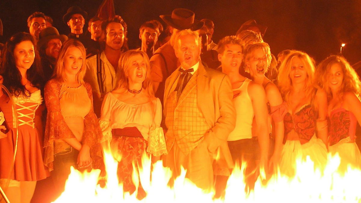 Кадр из фильма «2001 маньяк» (2005)