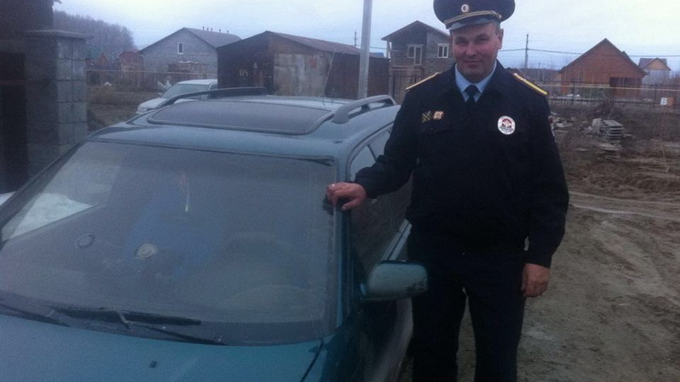 Полицейский стал для женщины на трассе «скорой помощью»