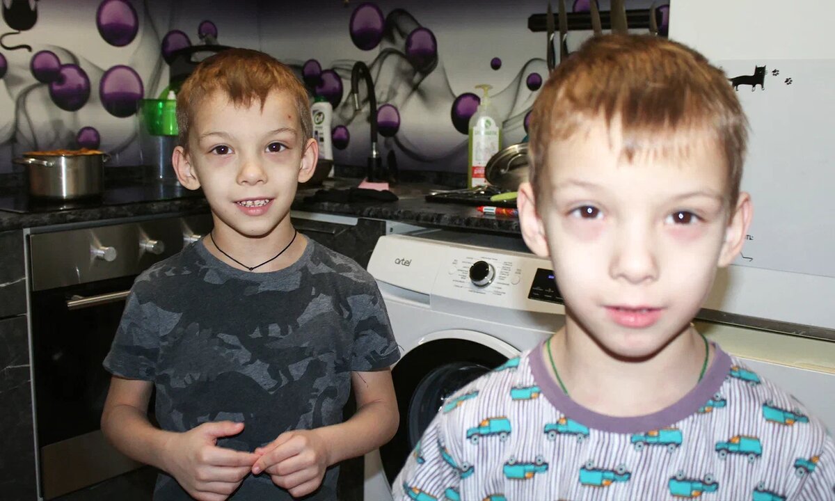 Захар и Макар Тёхины, подопечные фонда «Алёша»