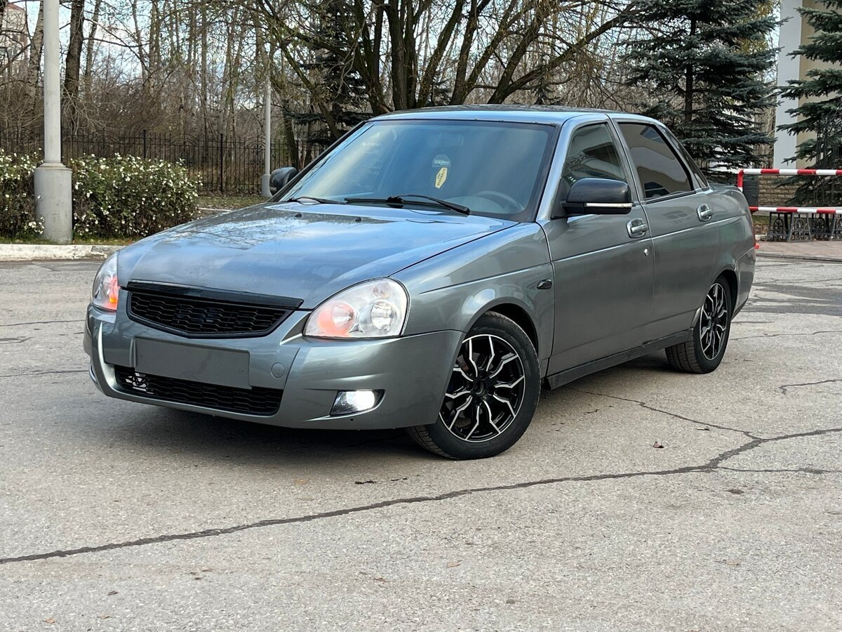 Фото заимствовано - https://auto.ru/cars/used/sale/vaz/2170/1125566239-173d7b35/