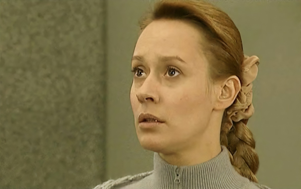 Евгения Дмитриева кадр из сериала «Три полуграции»