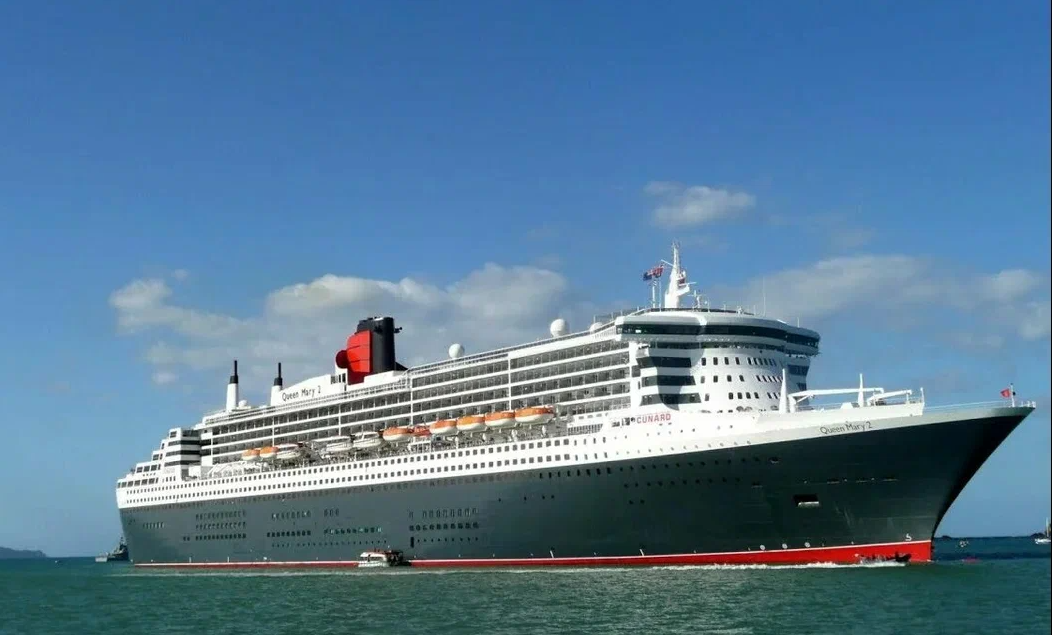Лайнер Queen Mary II