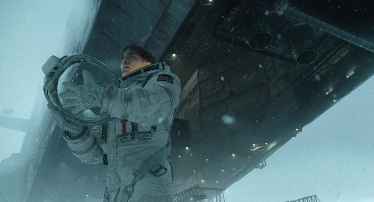 Кадр из фильма "Микки 17"