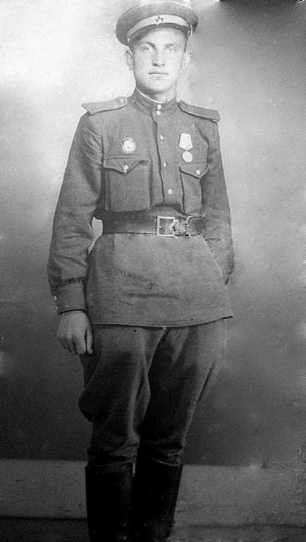 Дед совсем молоденький