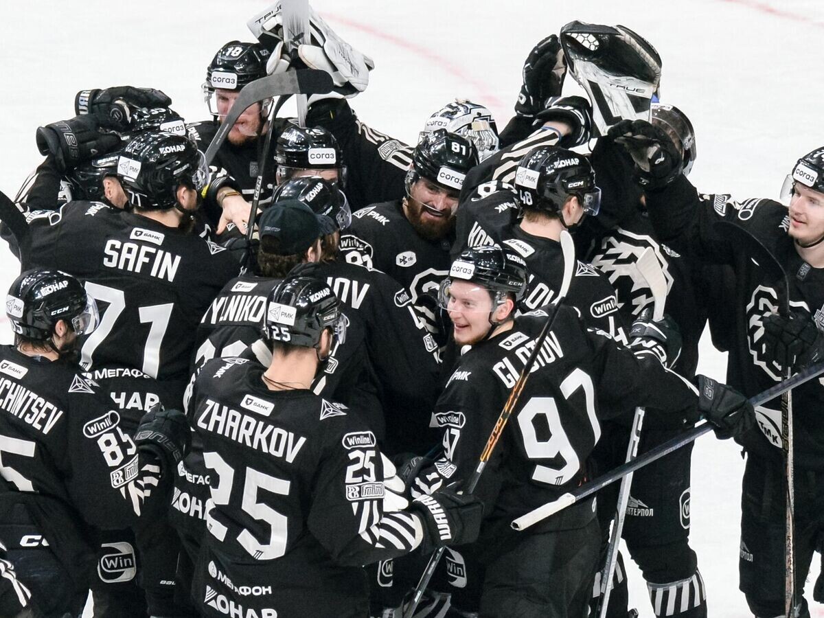    Хоккеисты "Трактора"© РИА Новости / Александр Кондратюк