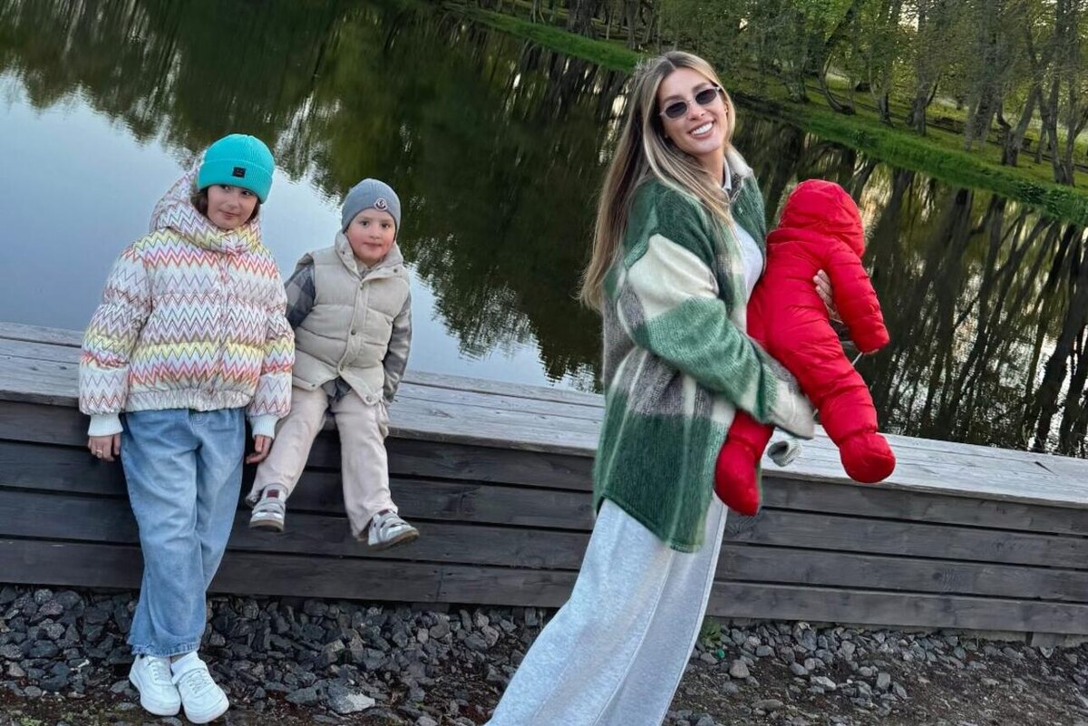    Кети Топурия с детьми Социальные сети