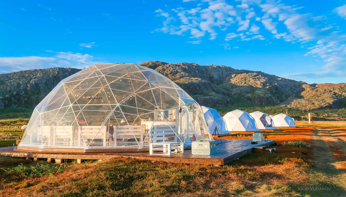 Глэмпинг - тренд туризма в 2025 году