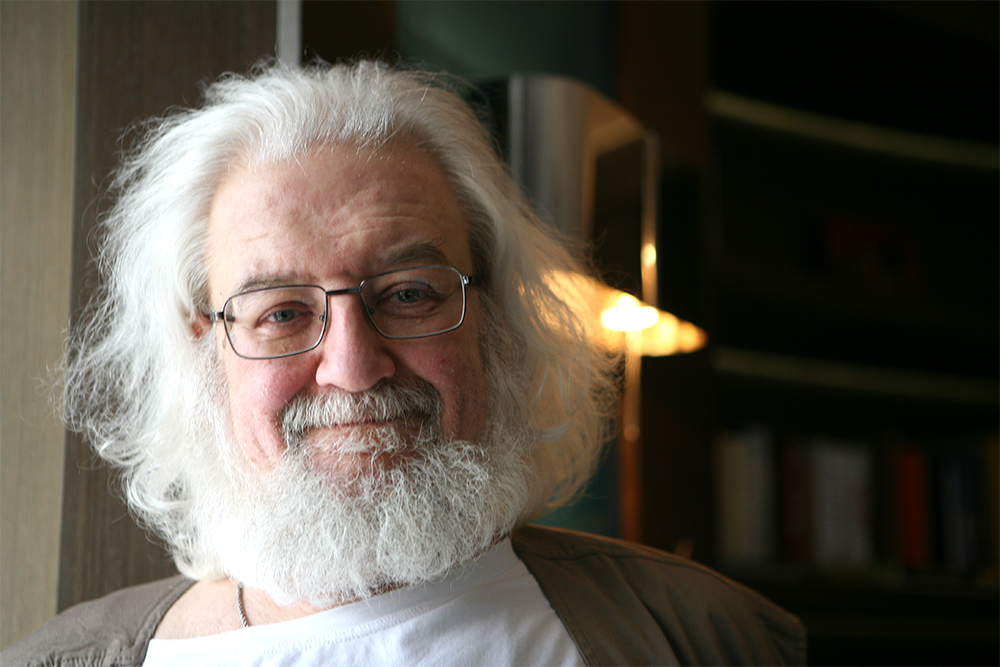    "Я понял, что когда у одного из родителей возникают проблемы в отношениях с детьми - им некуда пойти." / Юрий Лепский