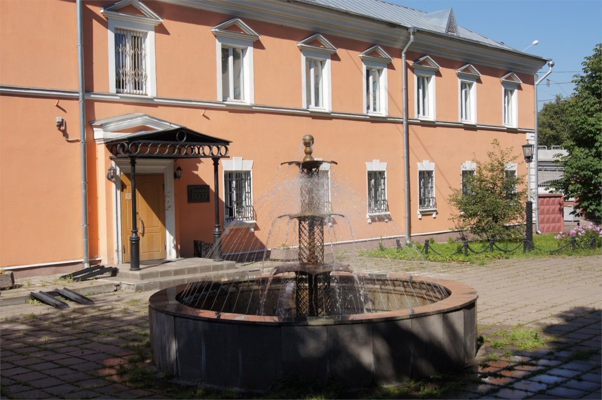 Саринский пер., 13