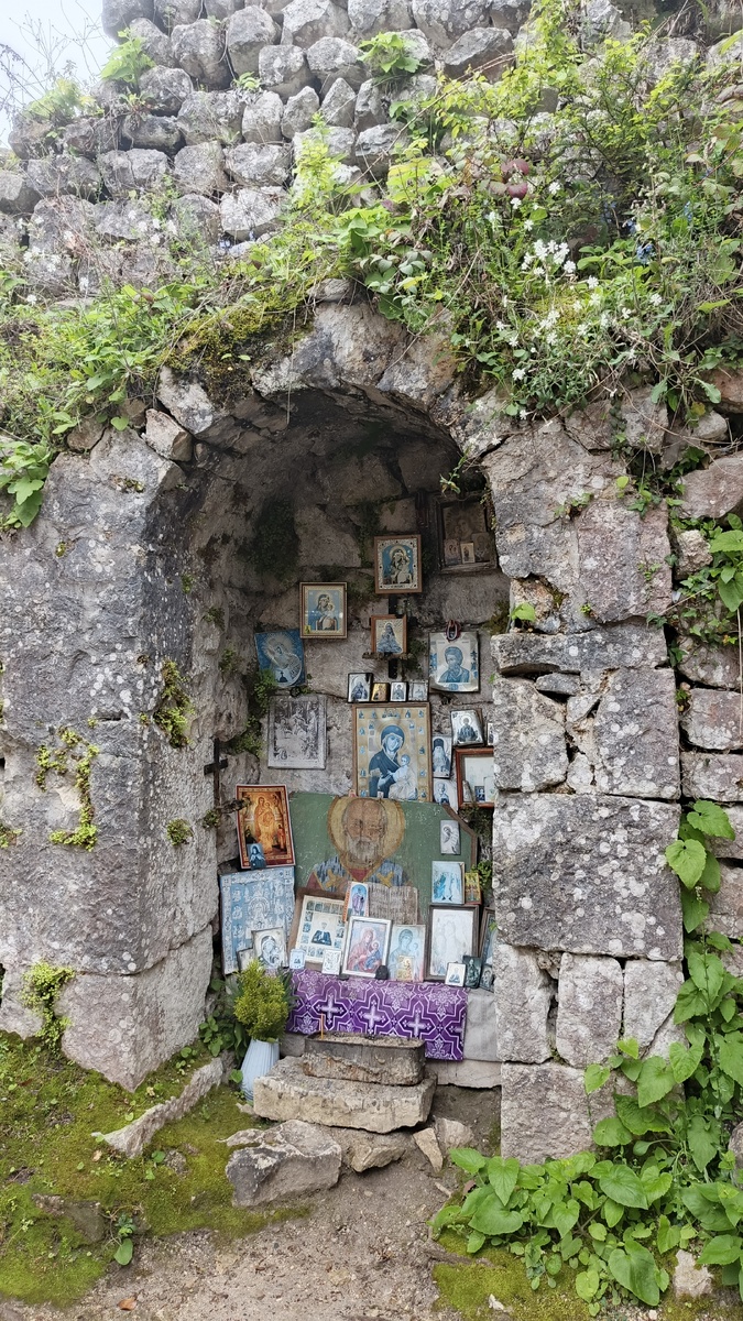 Анакопийская церковь Феодора Тирона. Май 2025. Фото автора.